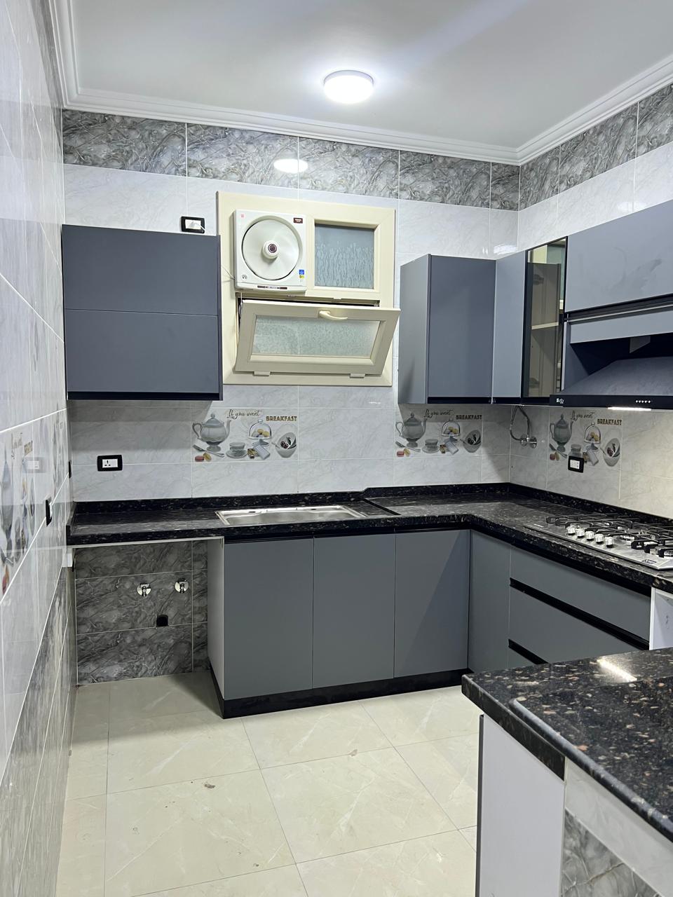 مطبخ خشب p.v.cرصاصي